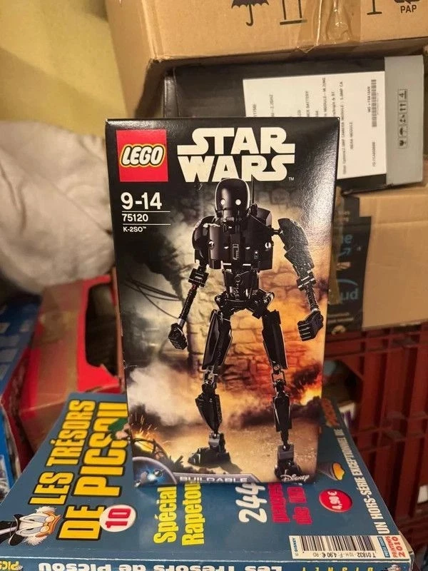 LEGO 75120, photo 1 sur 2