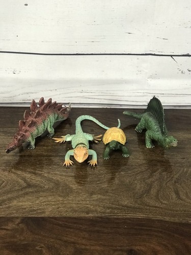 Vintage Lot Of 4 Dinosaur Figures And Reptiles Spinosaurus Stegosaurus - Picture 1 of 8