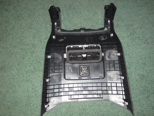 2016 OEM Nissan Titan Rear Seat Console Vent~Power Outlet Switch back 16 - Picture 3 of 3