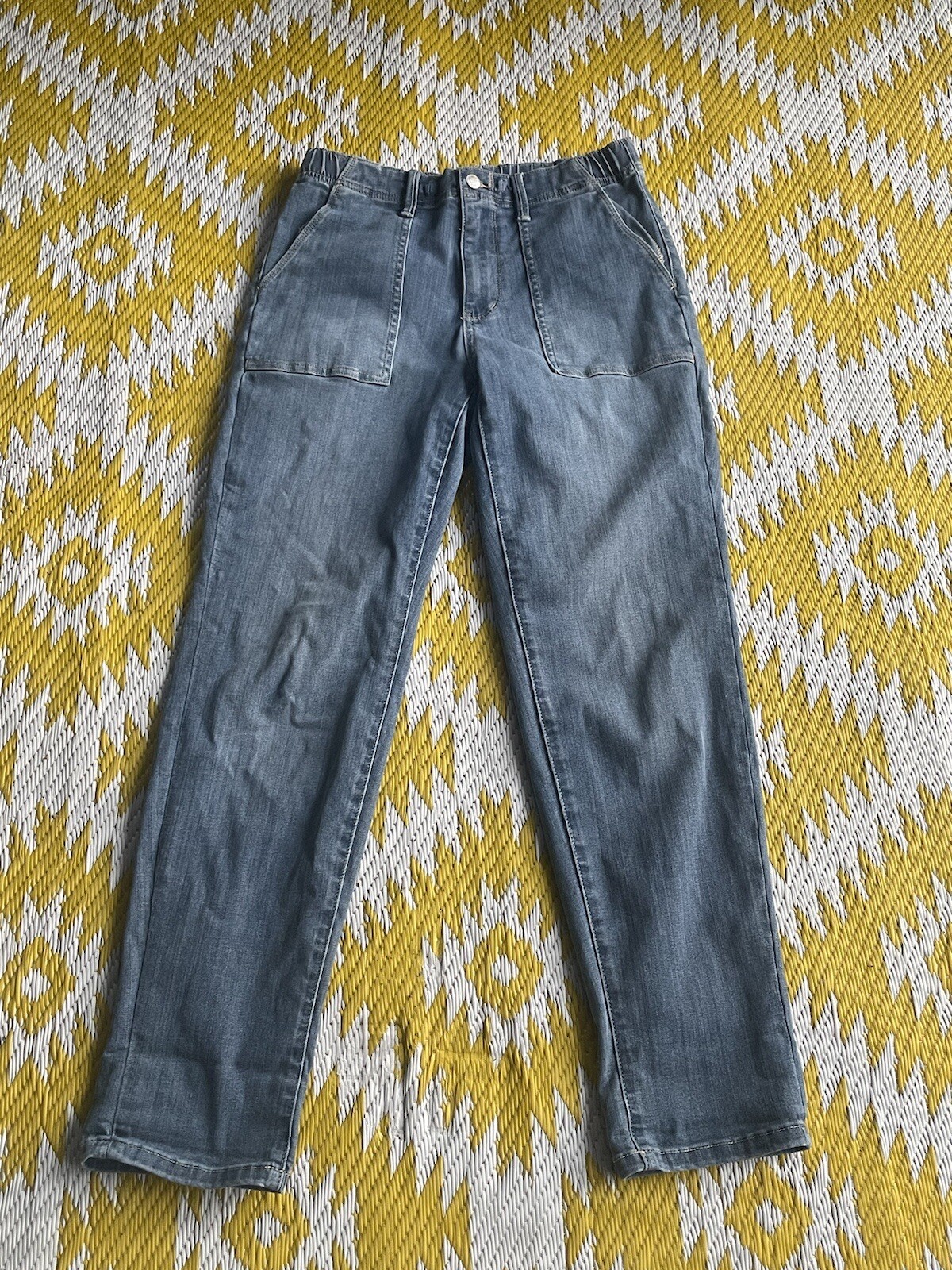 Picture 8 of 24