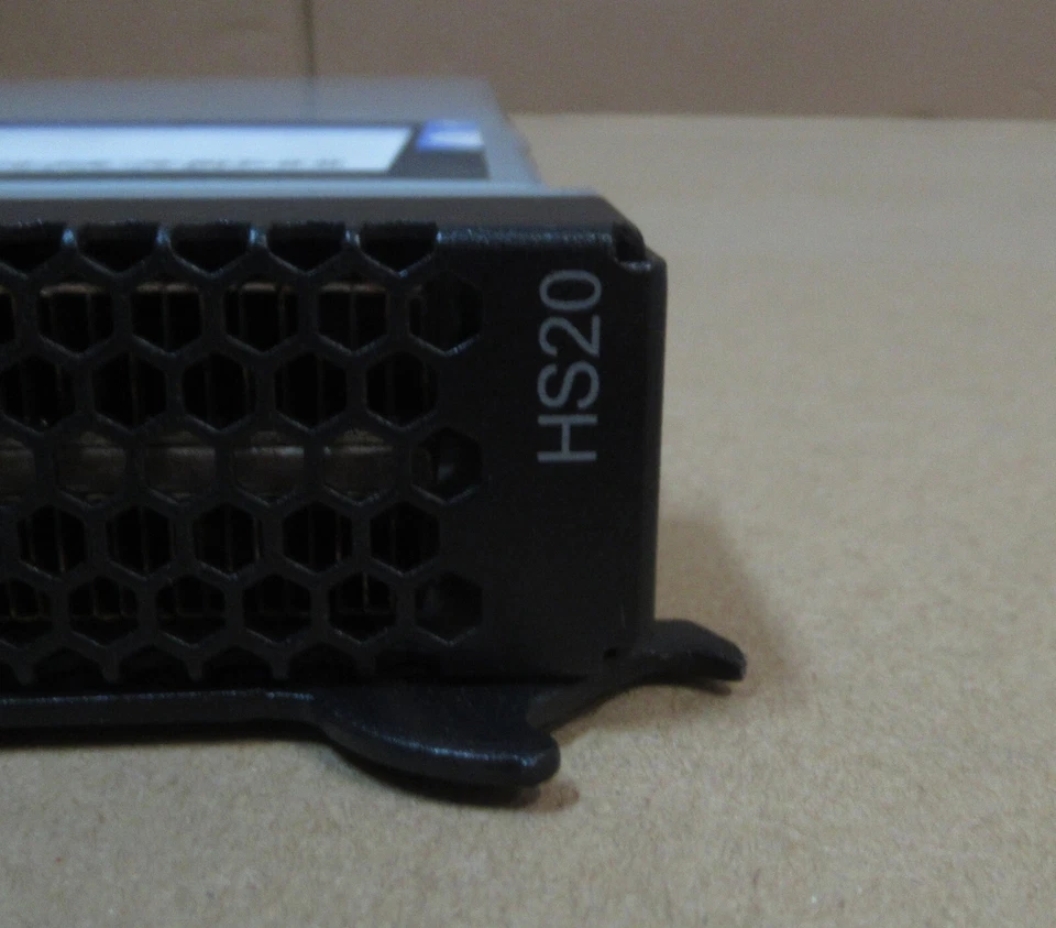 IBM HS20 Blade Server 8843-2RG Intel Xeon SL8P4 3.40GHz 1GB Ram 2x 36.4GB HDD - Image 3 of 4