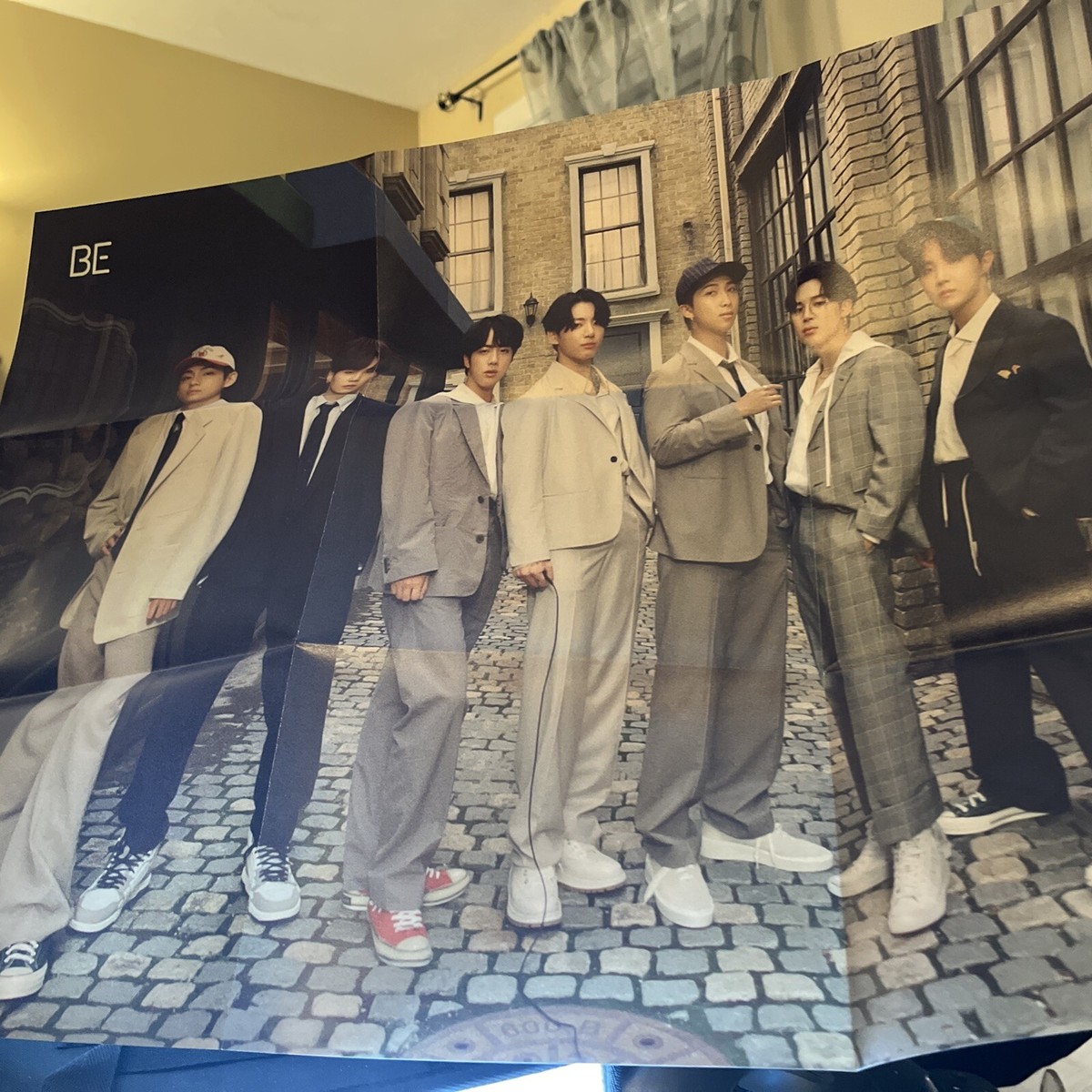 BTS“BE” BTS [BE] DELUXE EDITION LIMITED Album. 1p CD+192p Photo Book