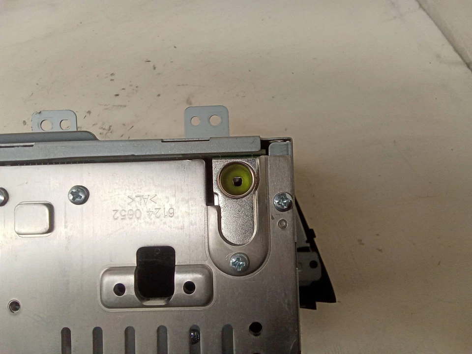 HYUNDAI ix35 LM, EL, ELH Musik-Player mit GPS 961602Y230TAN 1.68 Diesel 27632164 - Bild 4 von 4