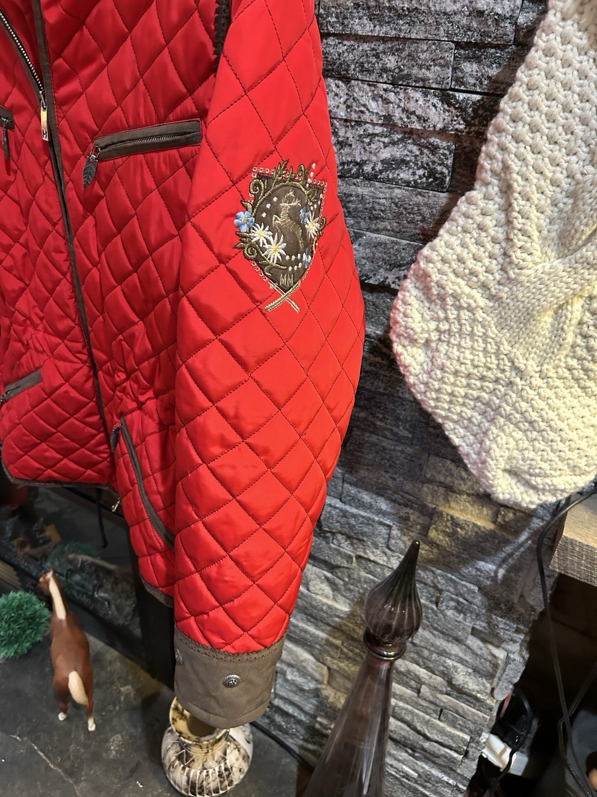 luxury Miller ski winter Jacket, patch Shield dee… - image 7