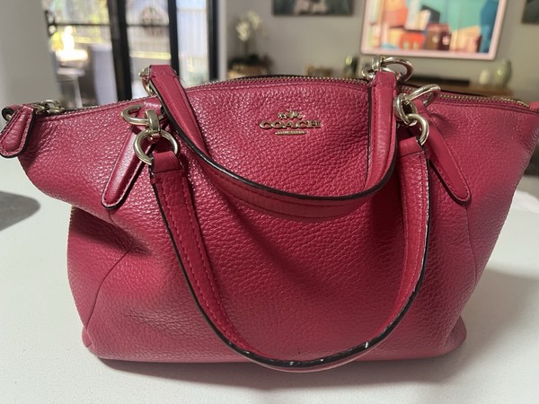 Coach F36675 Kelsey Satchel Pink Pebbled Leather No Strap