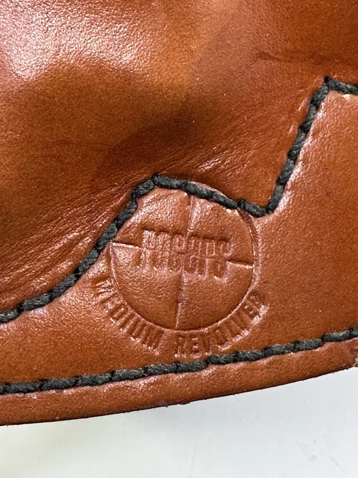 Rogers Shoulder Holster - K frame +2 speedloader dump pouches and handcuff pouch - Image 3 of 4