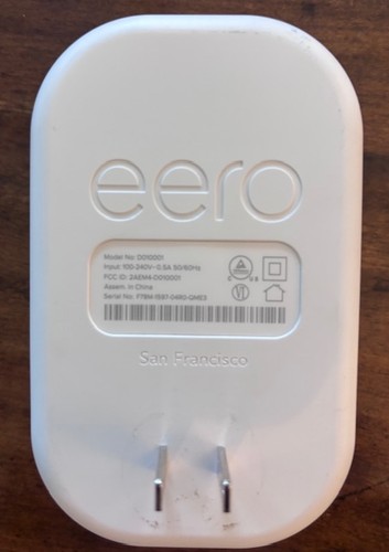 eero Pro 2nd Gen + Beacon Extender Tri-Band Mesh Wi-Fi Router - 3,250 sq ft - Picture 10 of 10