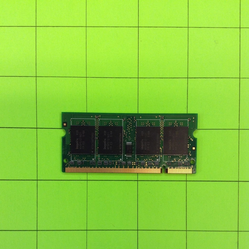 Hynix HYMP564S64P6-E3 512MB DDR2-400 (PC2-3200) PC2-3200S Random Access Memory - Image 2 of 2