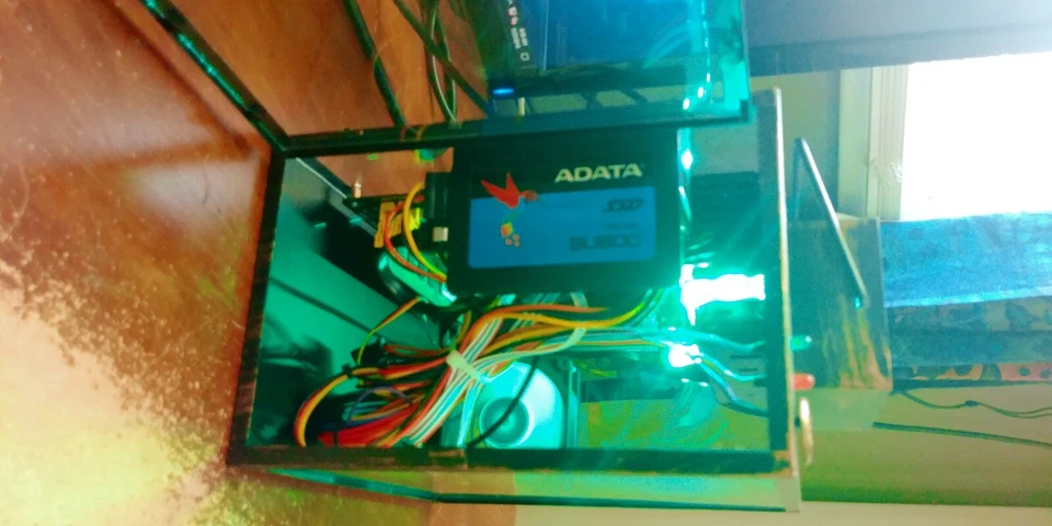 Metal Lantern / Candle Box Desktop Computer, quad 2.8 8GB, Win 10, 128GB SSD - Image 4 of 4