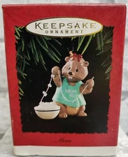 Hallmark Keepsake Ornament Mom Beaver with Popcorn Garland