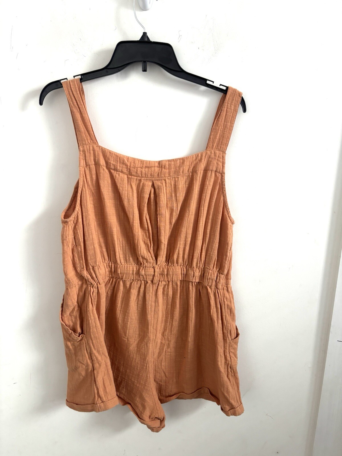 L’Espace square neck button getaway orange ramper… - image 4