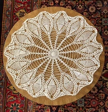 BEAUTIFUL 24” Large Centerpiece Doily Large Crochet Table Top Vintage Decor
