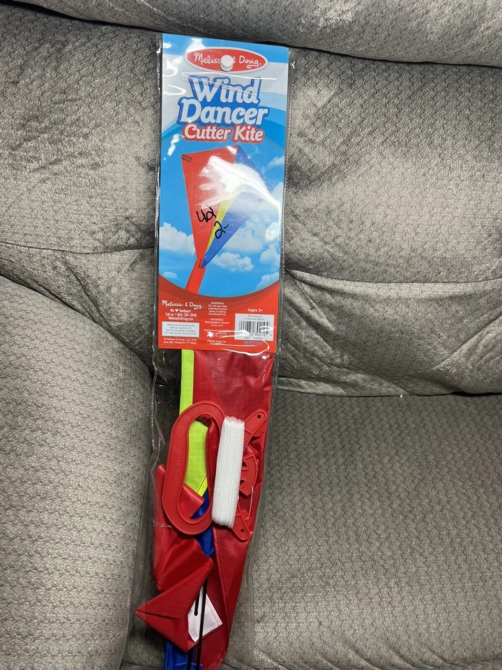 NEW Melissa & Doug Wind Dancer Cutter Kite Premium Ripstop and Fiberglass Struts - Image 4 of 4