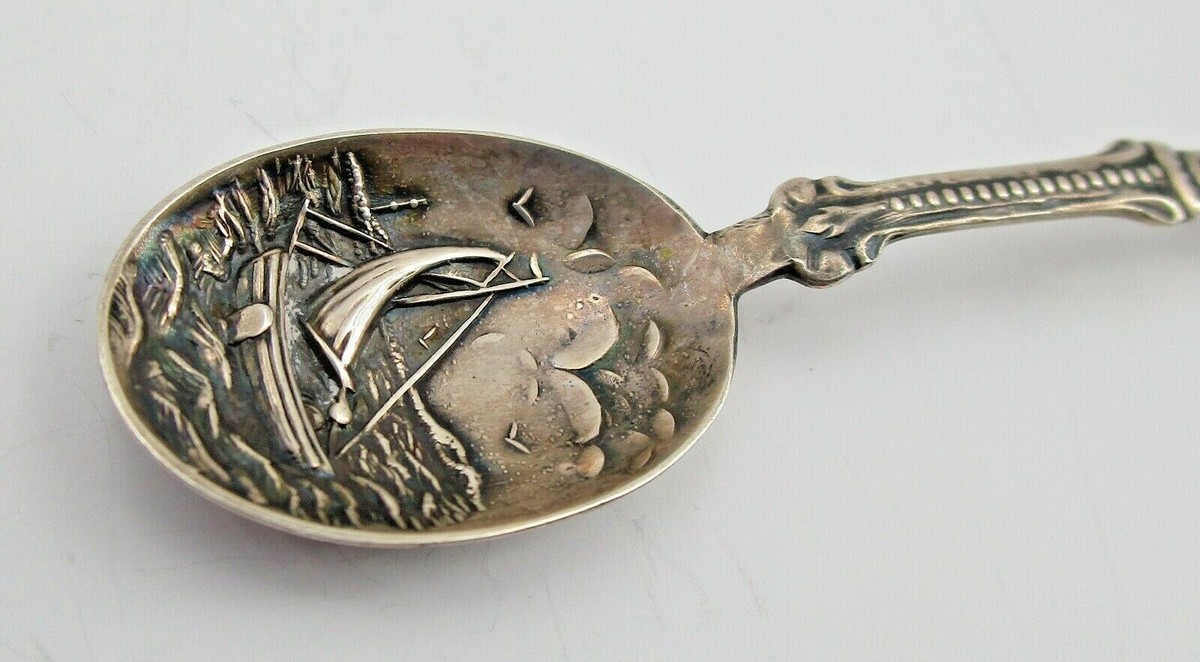 Vintage A. M. 835 Silver Souvenir Spoon Shoe Clog Holland 3-3/4