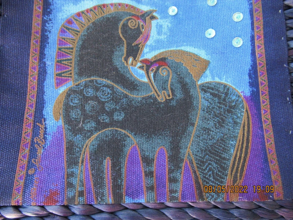 Sun ‘n Sand Woven Natural Blue Horse Bag/Handbag/Beach Bag Shoulder Medium - Image 4 of 4