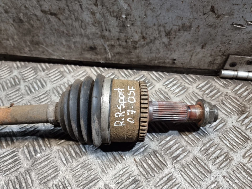 Land Rover Range Rover Sport eje de transmisión delantero derecho OSF 2,7 L diésel automático 2007 Foto 3 de 4