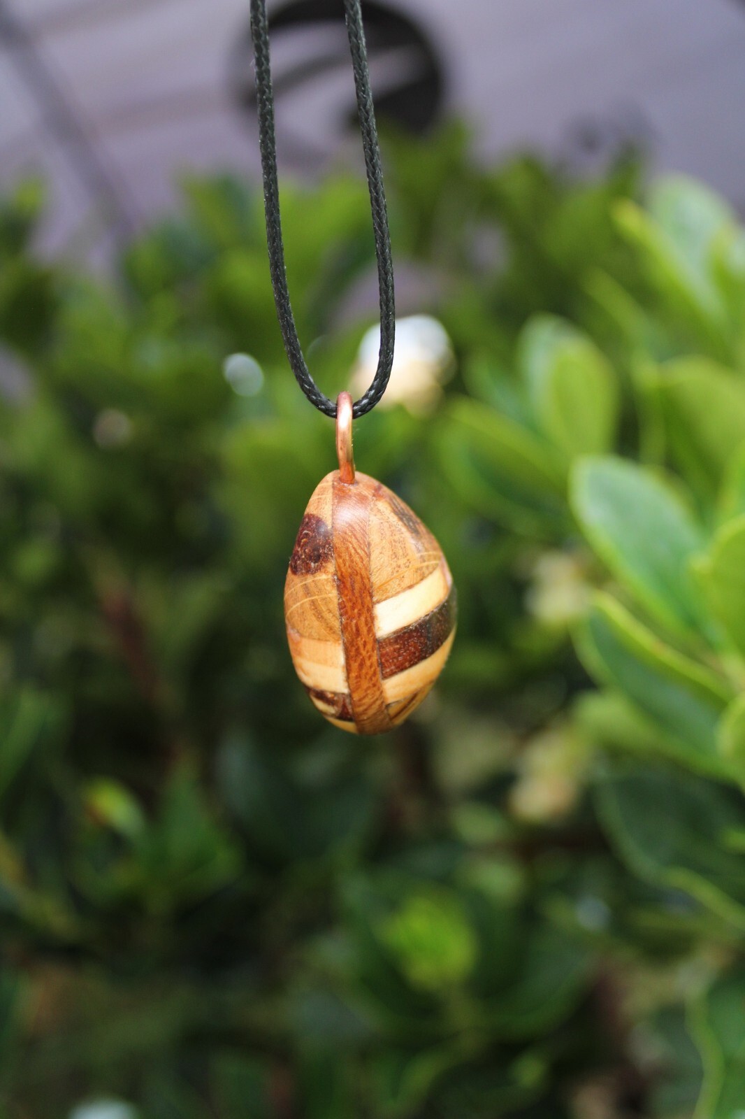 Pendentif HELIO en bois massif, la solution pour un éclairage doux