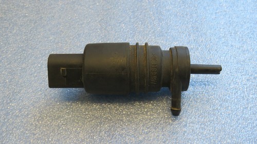 BMW E46 E38 E39 - Waschwasserpumpe Wischerpumpe Pumpe / VDO