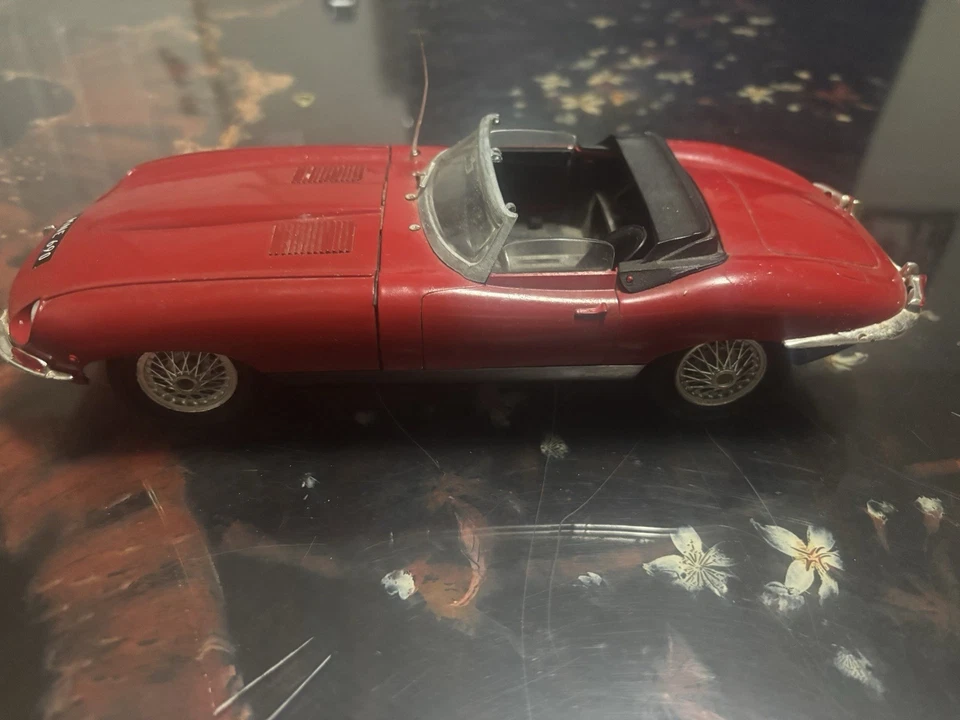 Polistil 1957 捷豹 XKE 4.2L 1: 16 销售正品压铸汽车 — 第 3/4 张图片