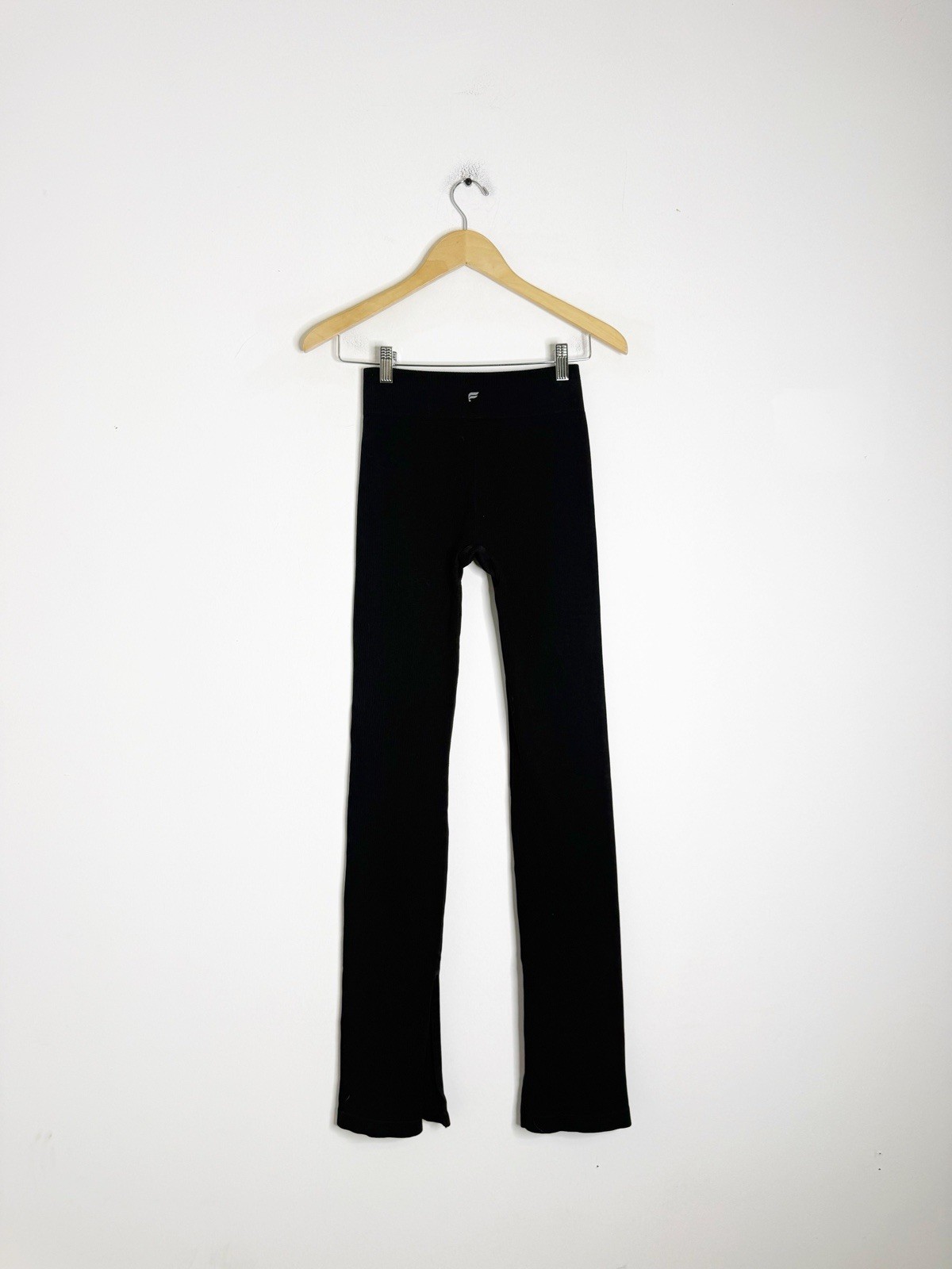 Fabletics Ribbed Black Split Hem Leggings Size Sm… - image 2