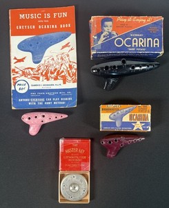 VTG Gretsch Ocarina Lot With WWII Instruction Book & Master Key Chromatic Pitch