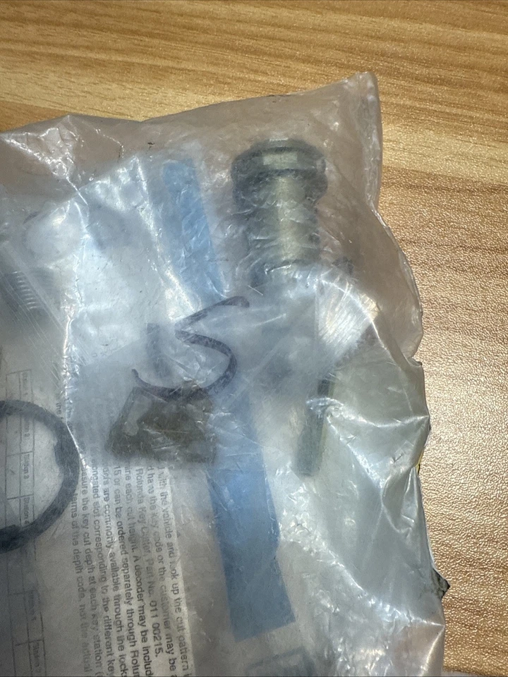 Conjunto de cilindros Ford XW3Z-5443262-BA - Bloqueo Corona Victoria 99-05 Grand Marquis Foto 2 de 4