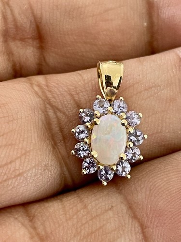 14KT Yellow Gold 0.75CT Natural Opal & 0.40CTW Tanzanite Pendant (H36) - 第 1/7 張圖片