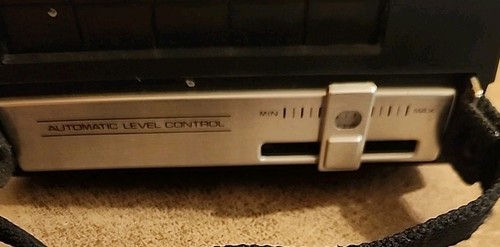 Lloyd's Vintage Cassette Recorder V126 Series 45A PLUGIN OR 1.5V BATTERY Tested - Picture 7 of 7