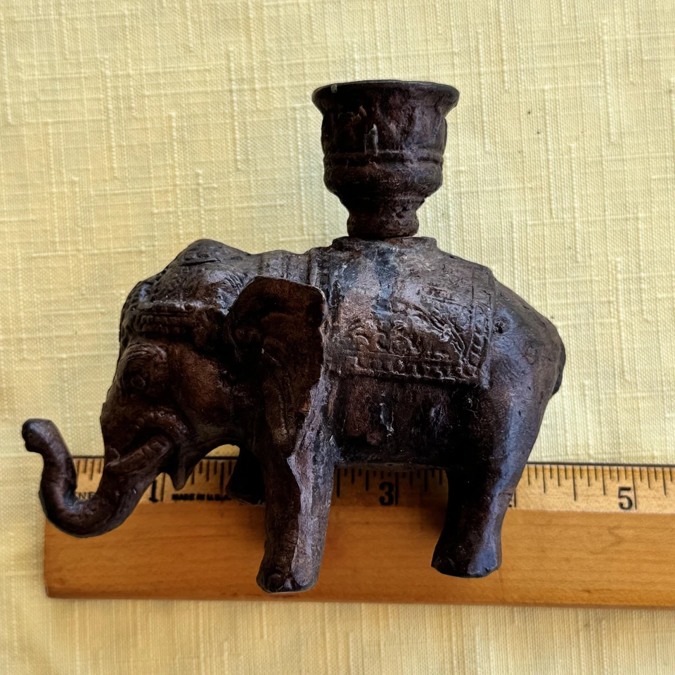 Candelabro vintage elefante bronce hierro fundido pátina decoración India 3,75" alto Foto 3 de 4