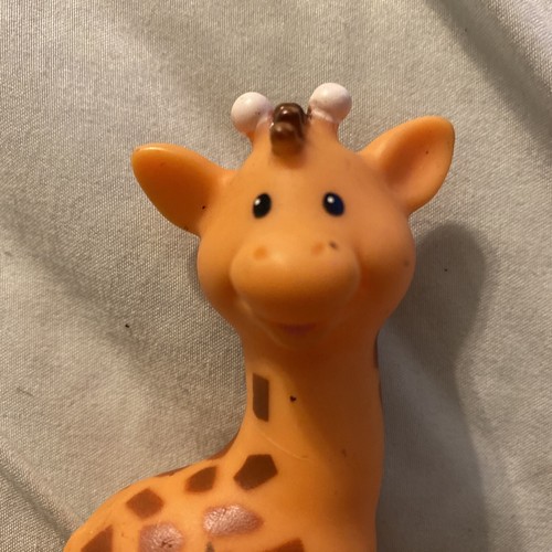 3.875” Fisher Price Little People Animal Zoo Giraffe 2001 - Picture 2 of 5
