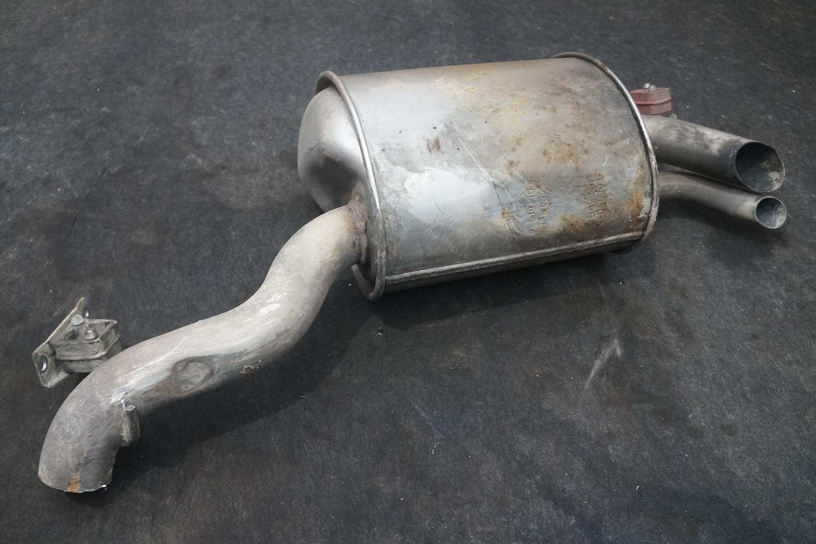 Rear Left Exhaust System Muffler Silencer Tail Pipe OEM Rolls Royce Phantom 2004
