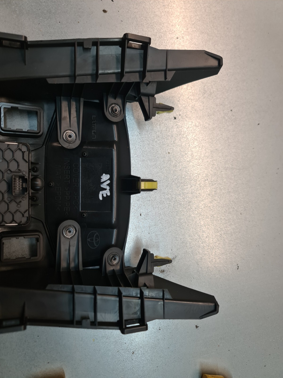 Picture 4 of 8