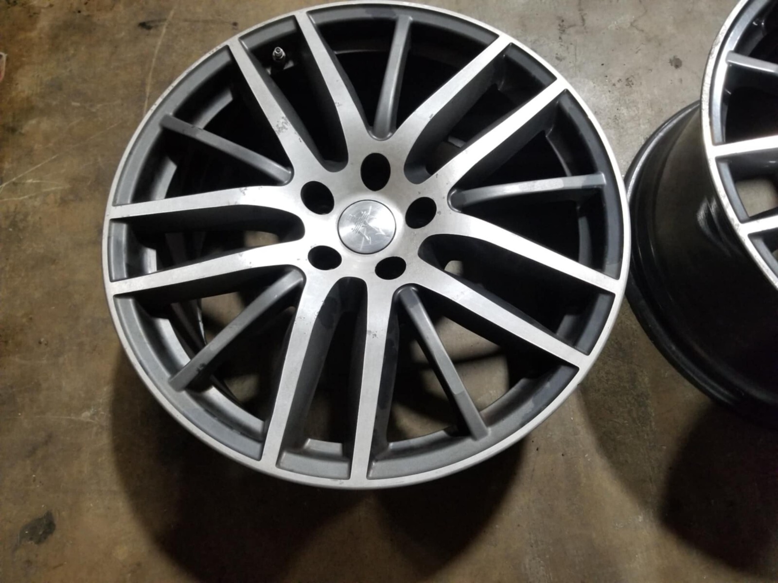 2014 - 2019 Maserati Ghibli 19 Inch Factory Wheels Set 19x8.5 19x10 OEM 15 Spoke