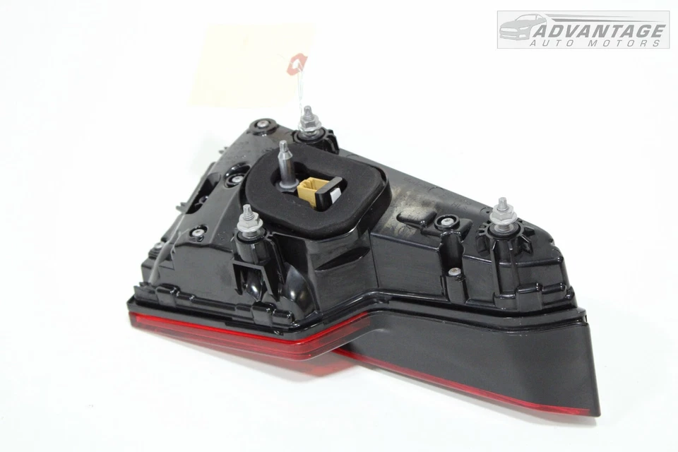 AUDI A4 QUATTRO 2017-2019 LUZ TRASERA DERECHA INTERIOR LUZ LUZ OEM Foto 4 de 4