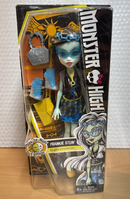 Monster High Day To Night Fashion Frankie Stein Doll 2015 DRL76 New