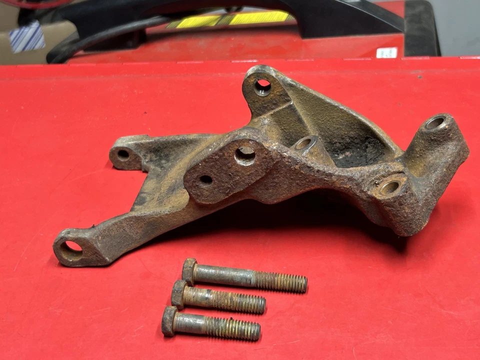 Soporte bomba smog alternador 80-86 Ford F-150 F-250 camión 300 4,9 L E5TE-10239-AB Foto 4 de 4