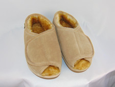 Old Friend Hugger Womens Adjustable Step In Slipper Sheepskin Chestnut M 7.5 8.5