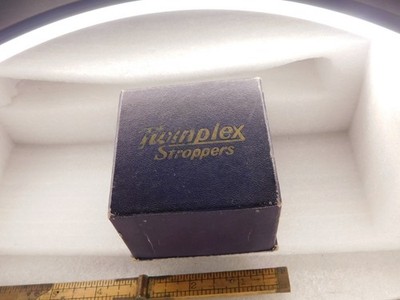 Vintage Twinplex Stroppers w/Original Box