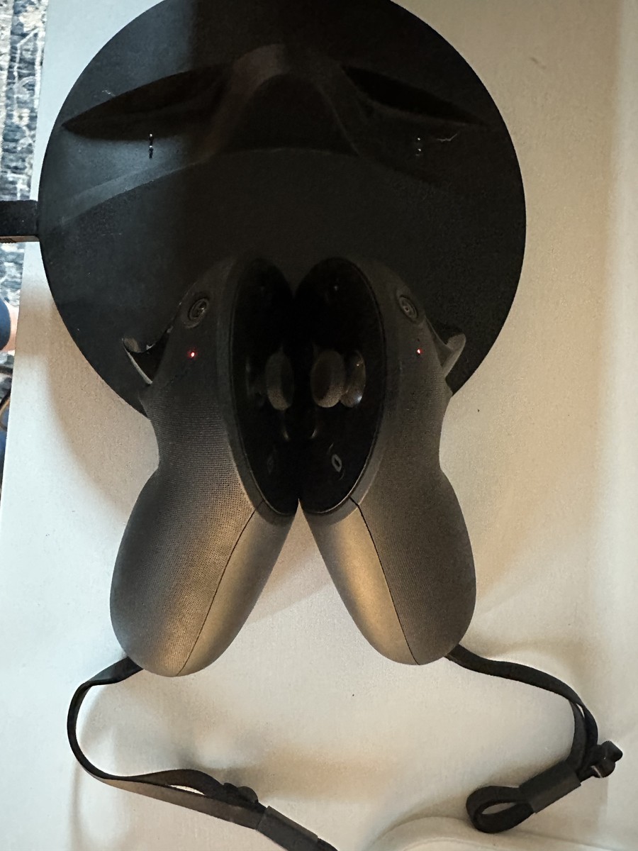 Meta Quest Touch Pro VR Controllers - Black (899-00415-01
