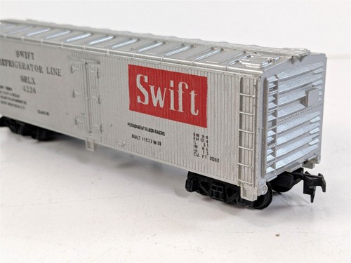 Tyco 329A Swift Refrigerator 40' Wood Reefers SRLX 4226 HO Scale - Picture 4 of 7