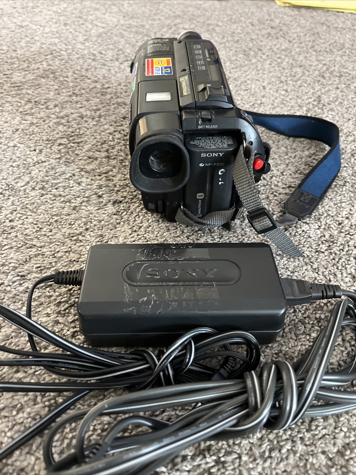 Sony Handycam CCDTRV67 8mm Hi8 Camcorder & Accessories Tested