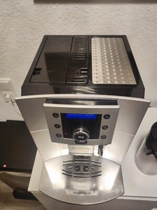 Delonghi Perfecta ESAM 5500 Kaffeevollautomat - Silber