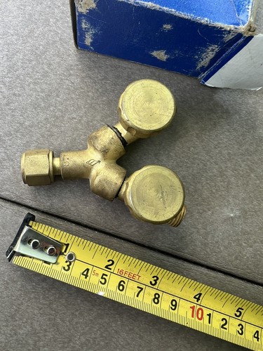Superior YV-50 Oxygen Y with Valves 9/16”-18 RH-INT 9/16”-18-RH-Ext Outlets NOS - Picture 8 of 11