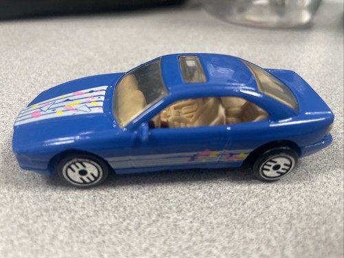 Hot Wheels Lot - 2 Cars - #149 BMW 850i. 2 wheel variations 2 Colors Loose - Picture 2 of 21