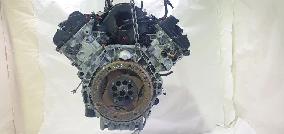 Cadillac XLR 2004 2005 motor OEM motor 4,6 L V8 tracción trasera 86 k 8 cilindros Foto 2 de 4