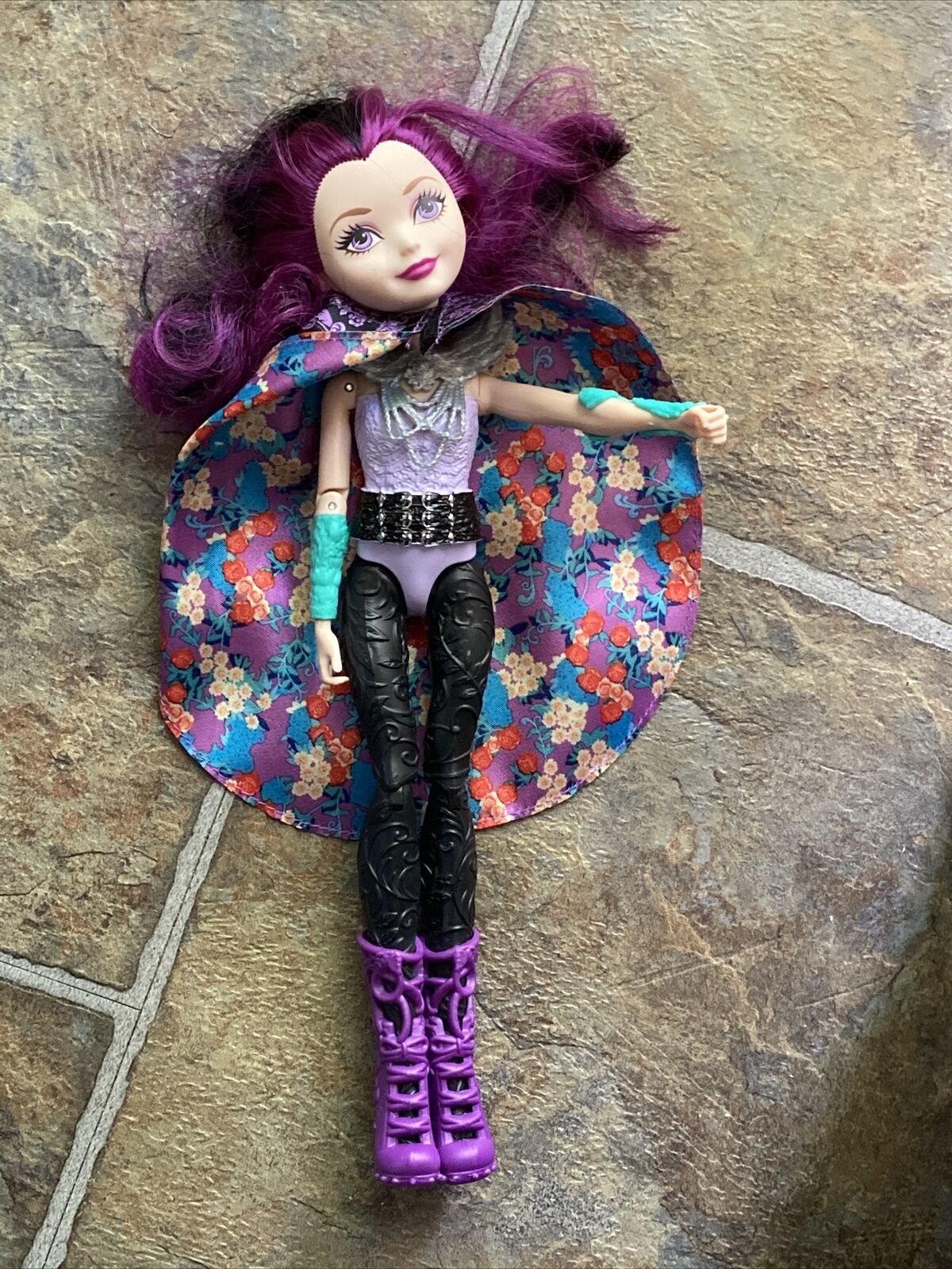 Ever After High Raven Queen Magic Arrow Doll 