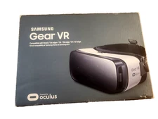Samsung VR Headset SM-R322NZWAXAR Gear Frost White SN RFAH60WEA9H.