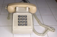 Vintage AT&T Bell System Western Electric 2500 Telephone Push Button Beige