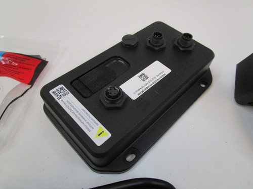 NEW PARTIAL SeaKeeper Ride 525mm electronics assembly briefcase - Picture 6 of 9