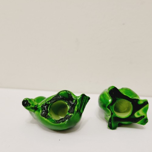 2 Mini Dark Green Frog Figures Laying and Sitting Down Salt Pepper Shakers - Picture 5 of 5